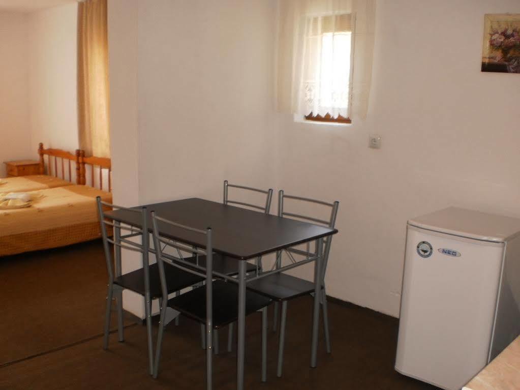 Ivet Guest House Obzor Zewnętrze zdjęcie